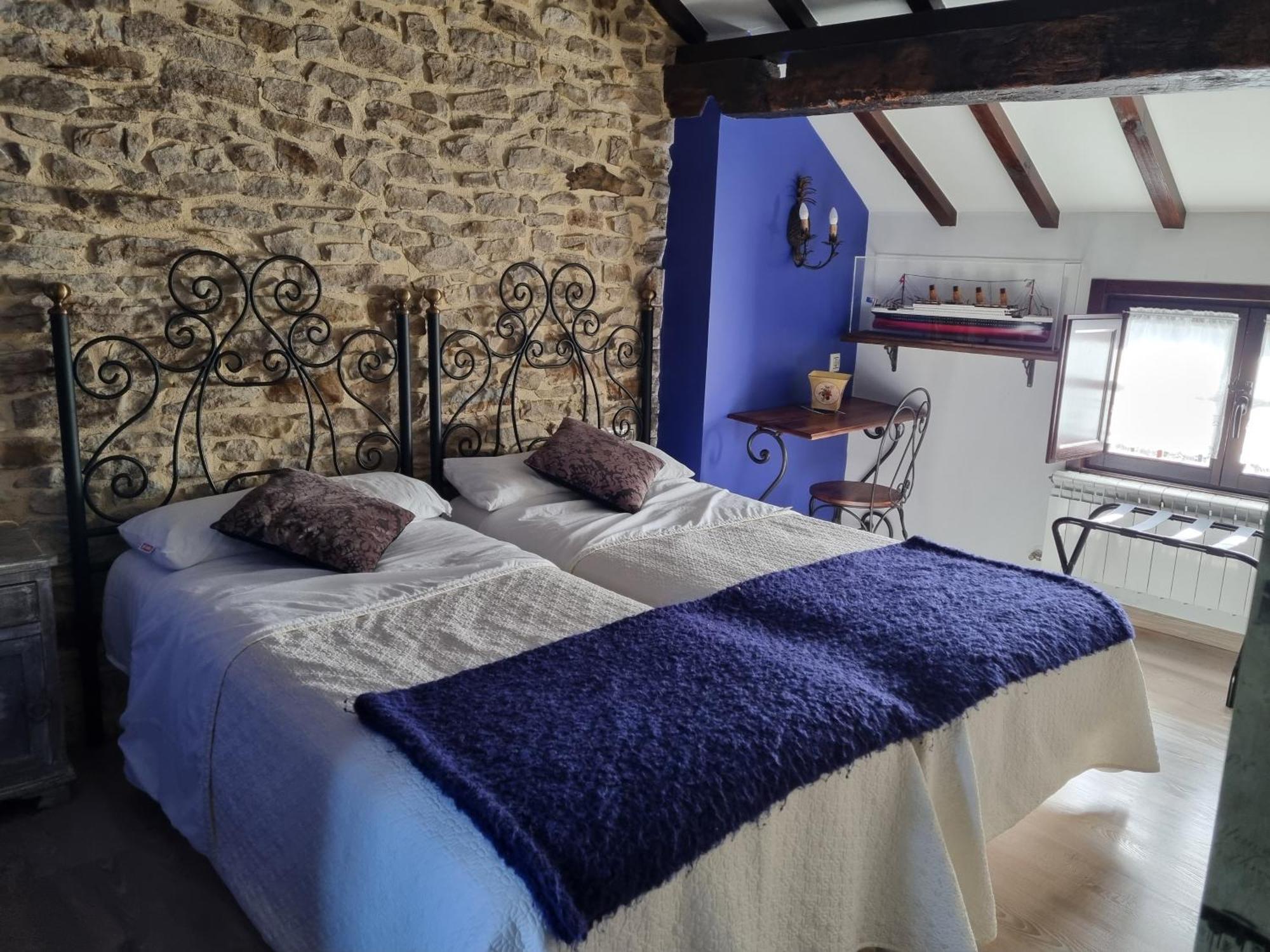Hotel Rural La Casa Encanto Espinosa de los Monteros Extérieur photo